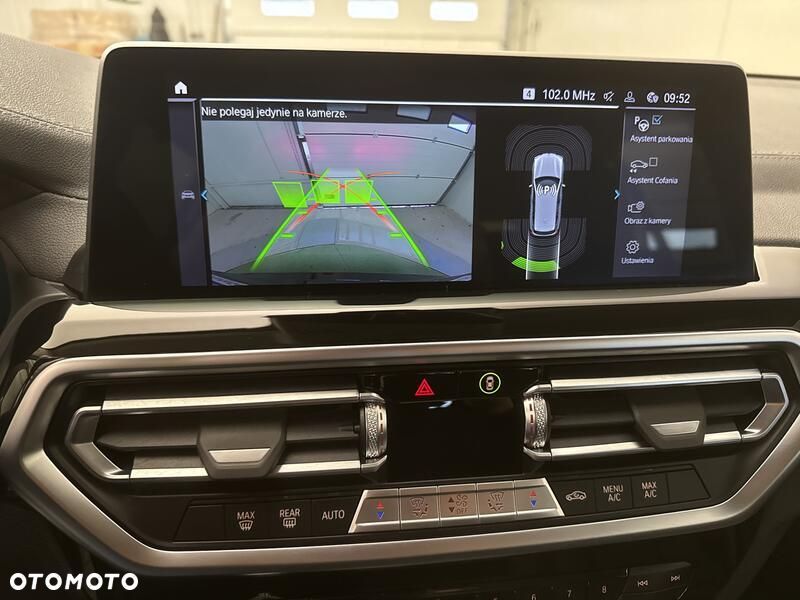 BMW X3 xDrive30e - 16