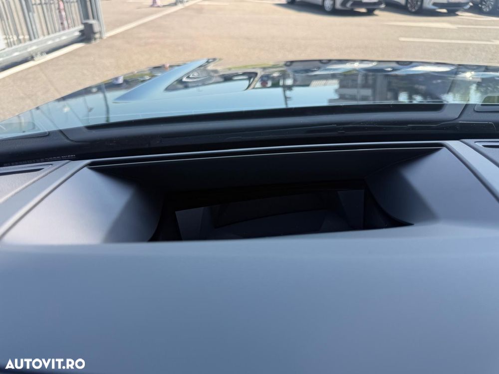 Volkswagen Touareg V6 TDI 4MOTION R-Line - 23