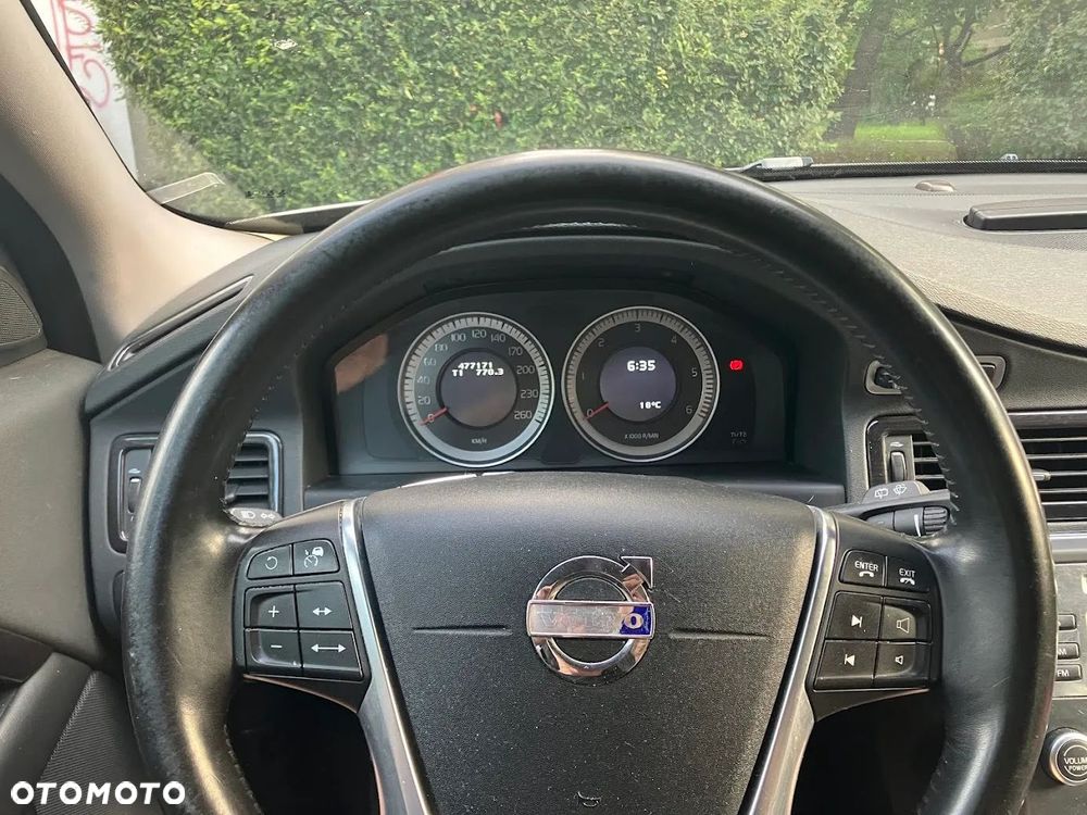 Volvo XC 70 D4 Geartronic Summum - 6