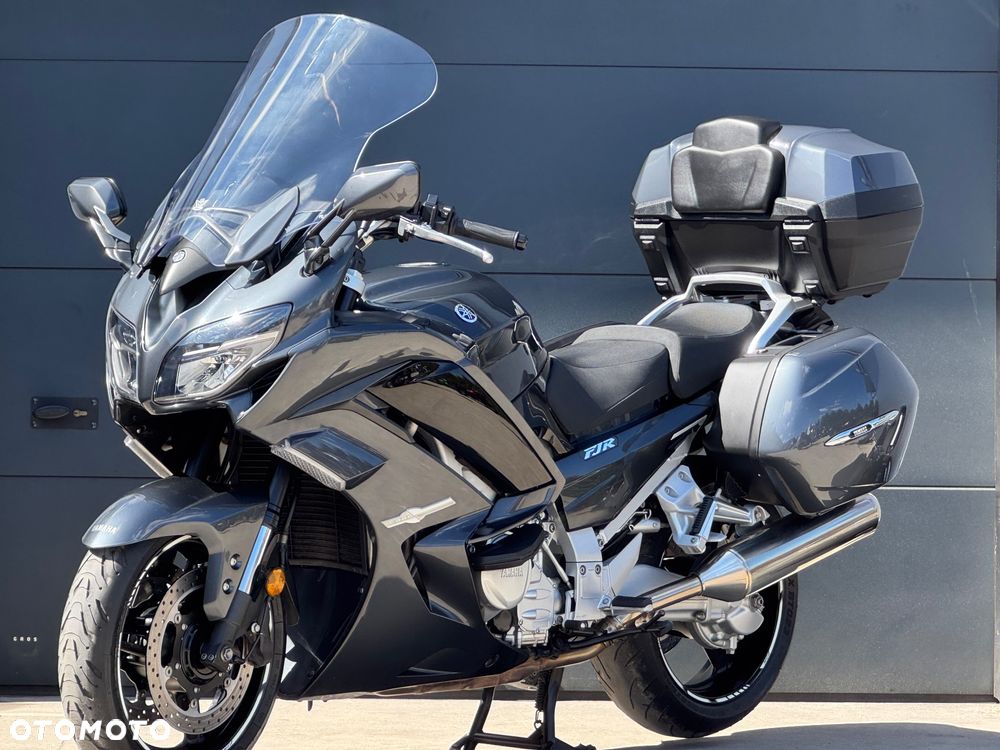 Yamaha FJR - 26
