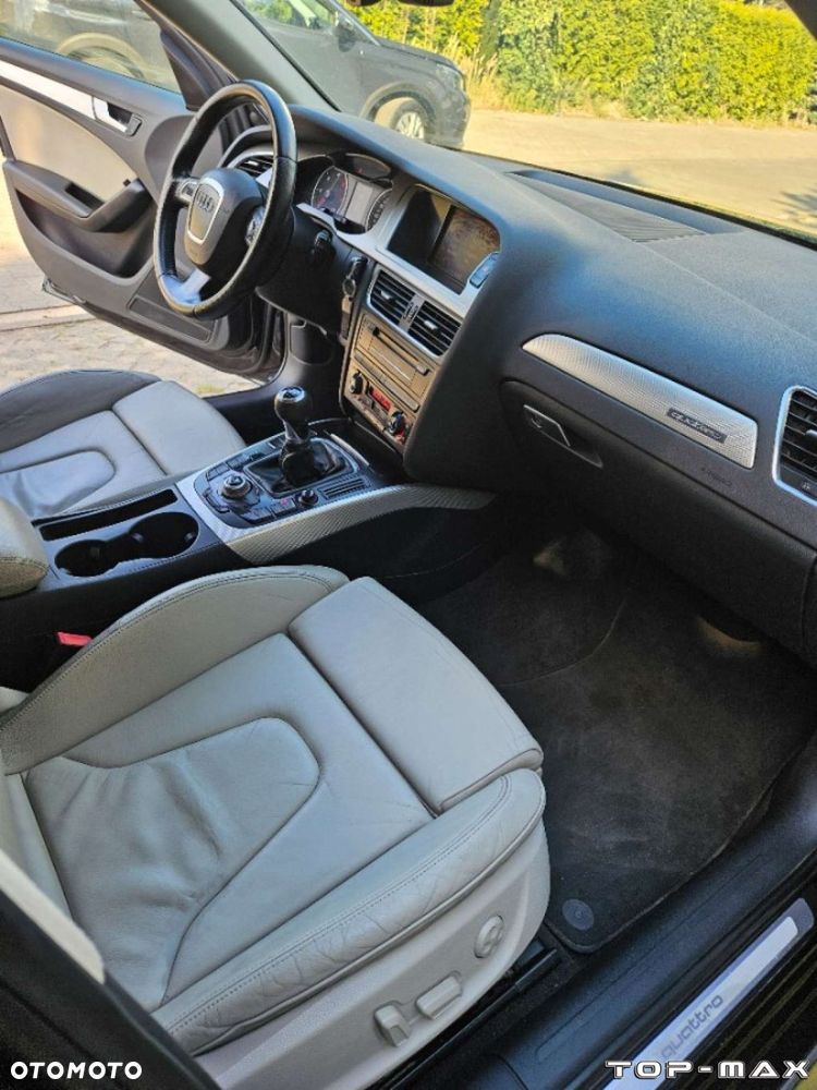 Audi A4 Allroad - 23