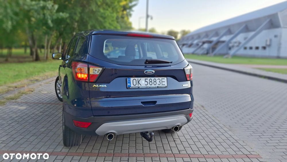 Ford Kuga 1.5 EcoBoost 2x4 Cool & Connect - 3