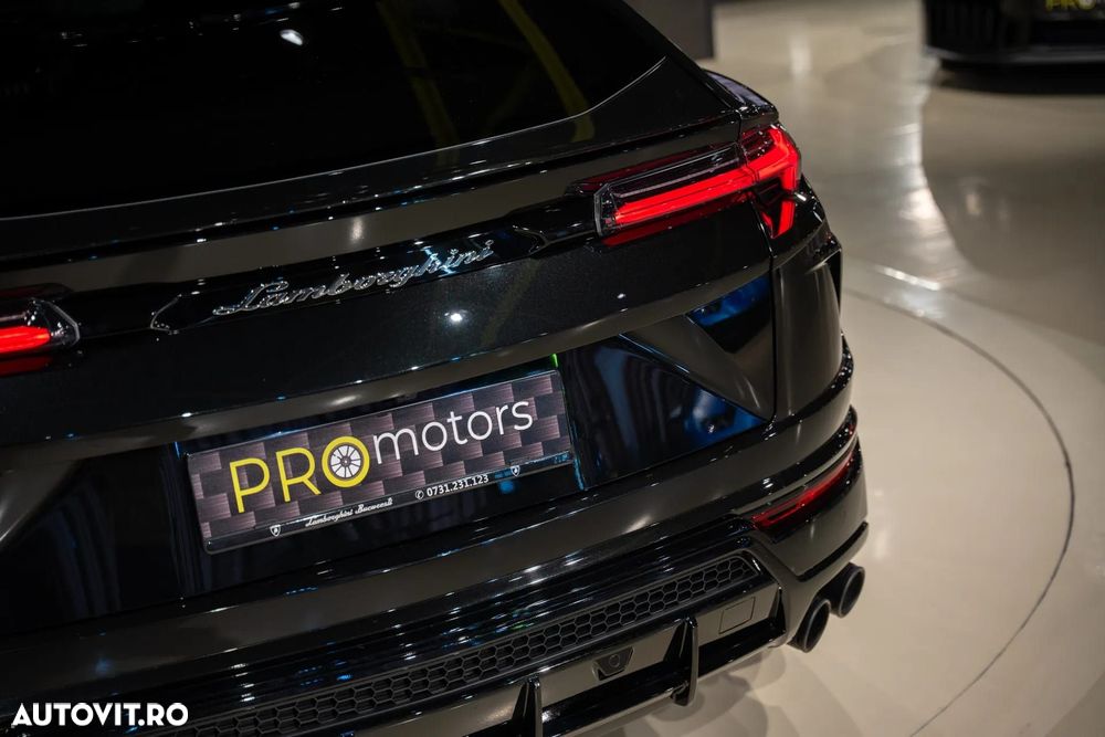 Lamborghini URUS - 18