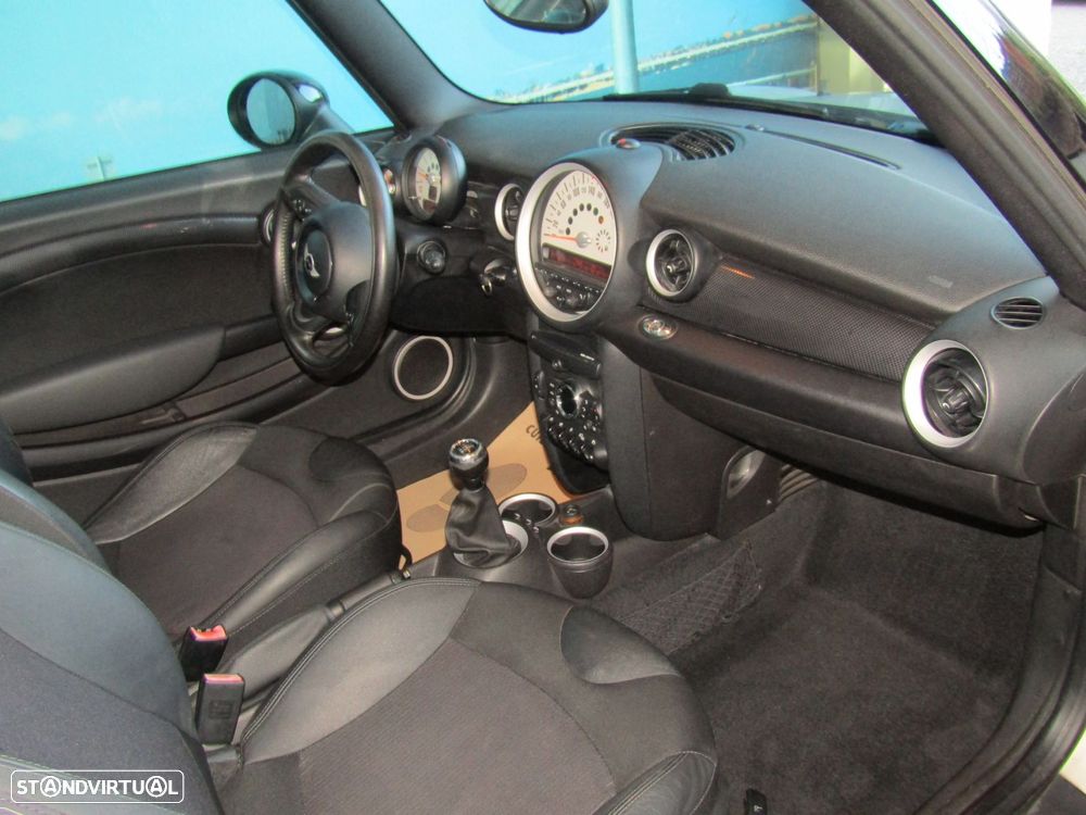 MINI Cabrio Cooper S - 16