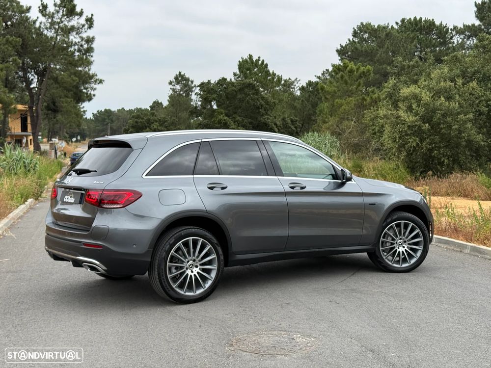 Mercedes-Benz GLC 300 - 11