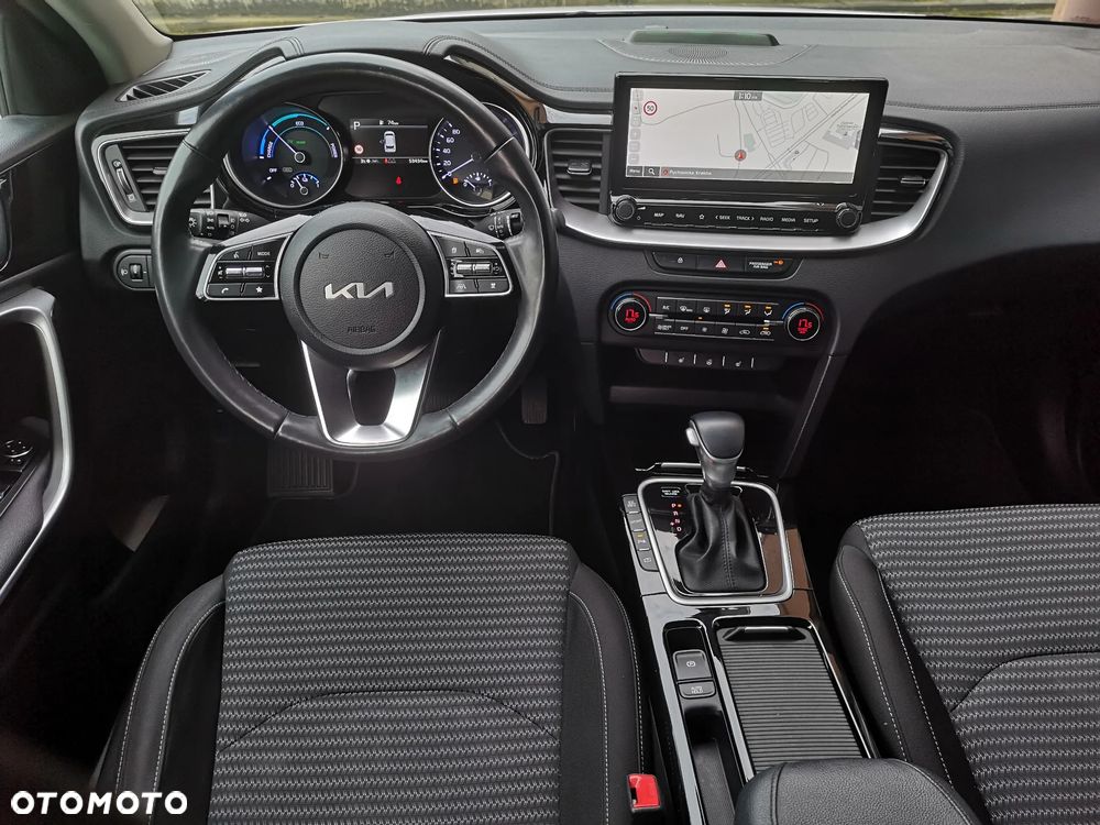 Kia Ceed 1.6 GDI PHEV Business Line DCT - 13
