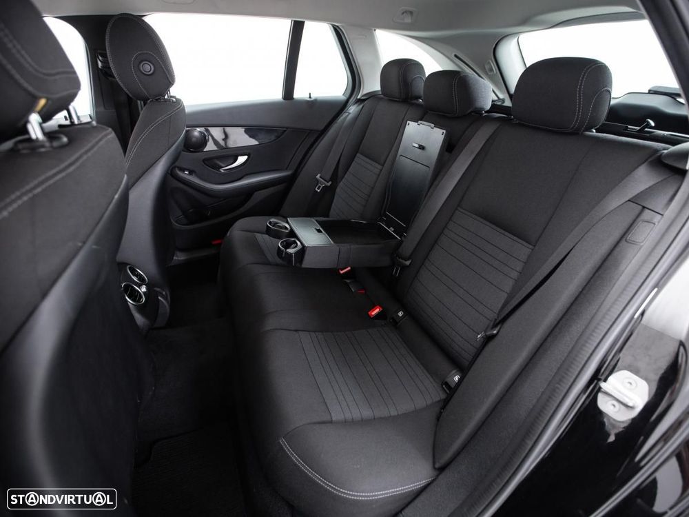 Mercedes-Benz C 300 de Avantgarde - 11