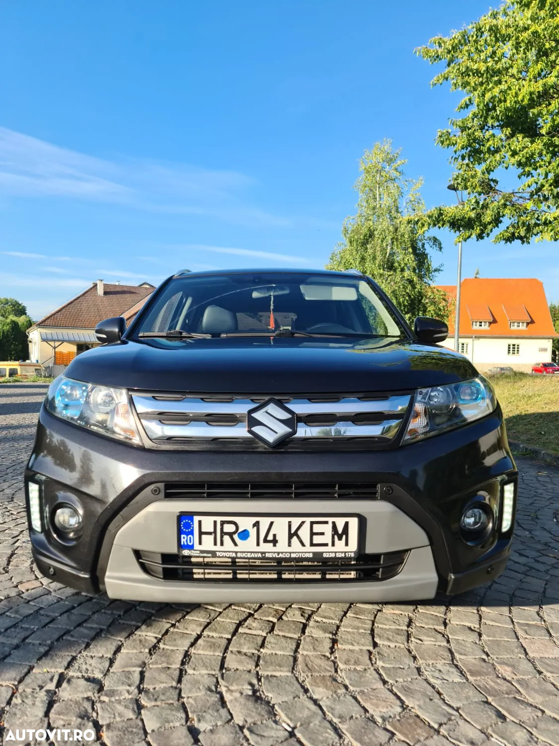 Suzuki Vitara 1.6 DDIS 4X4 Luxus - 2