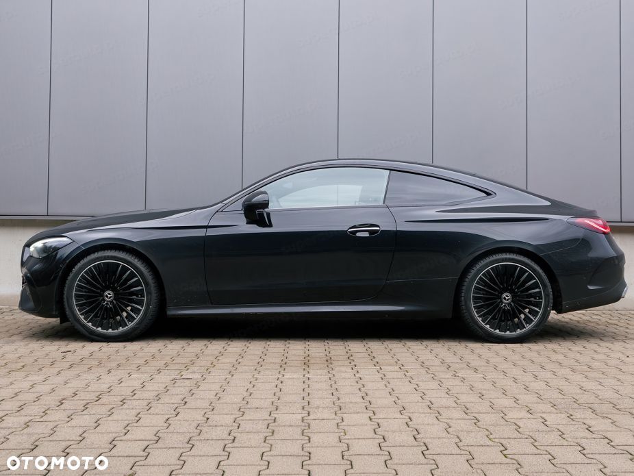 Mercedes-Benz CLE 200 mHEV 4-Matic AMG Line - 3