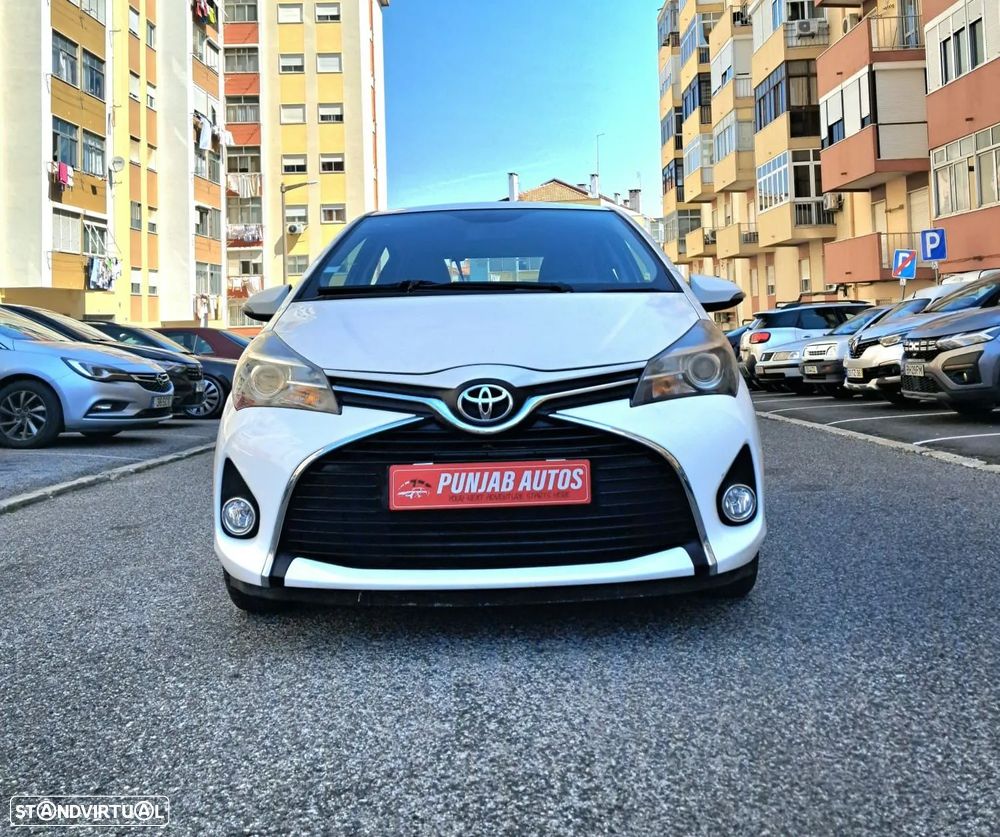 Toyota Yaris - 1