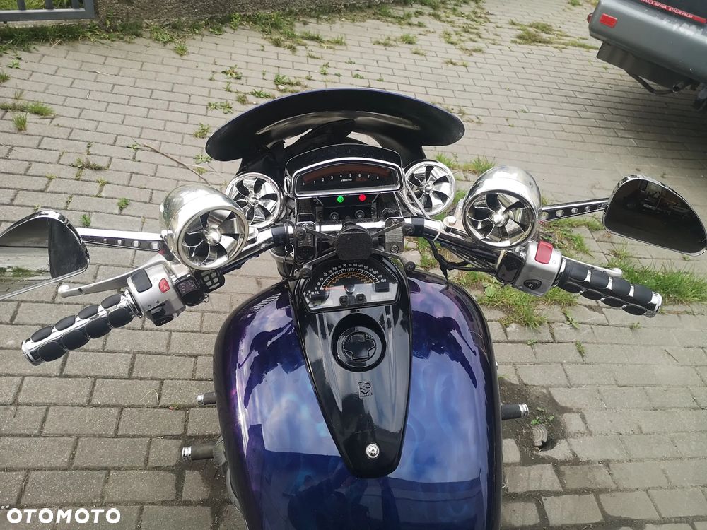 Suzuki Boulevard - 4