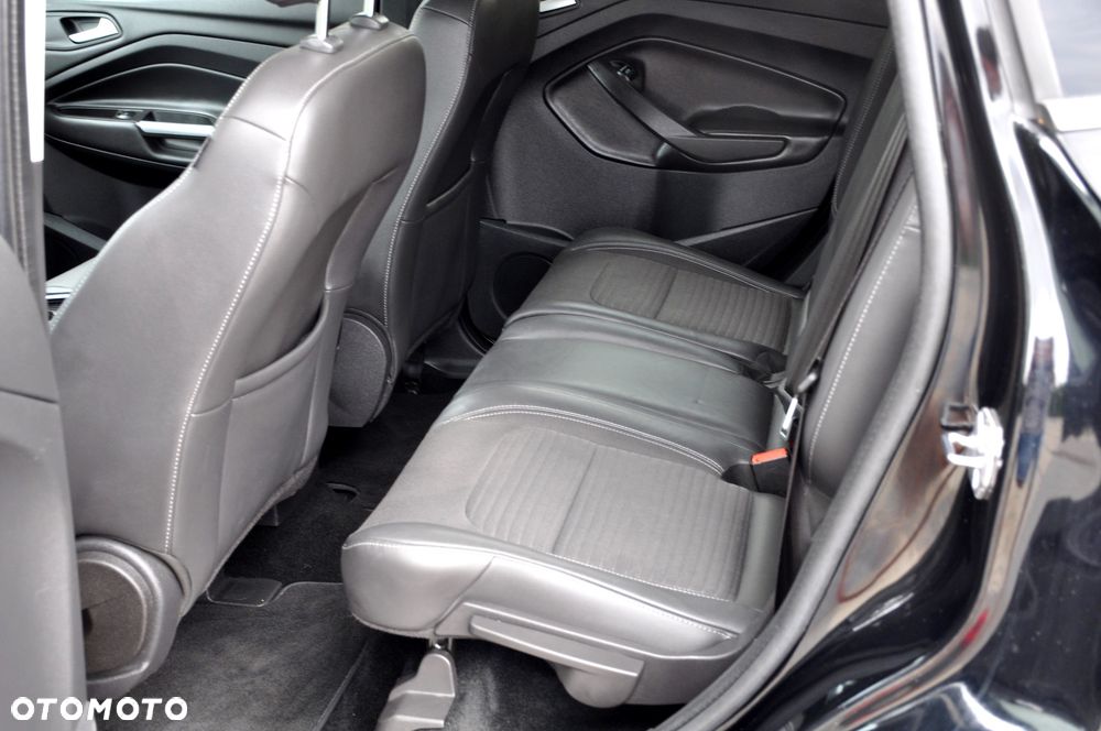 Ford Kuga 2.0 TDCi 4WD Titanium - 25