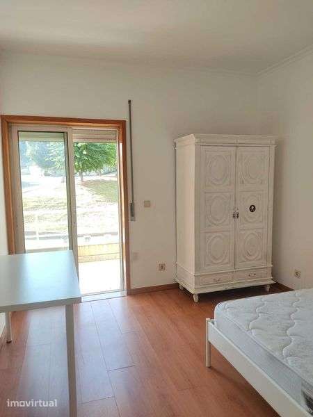 Apartamento T1 junto à Univ. Minho - Braga - Grande imagem: 2/9