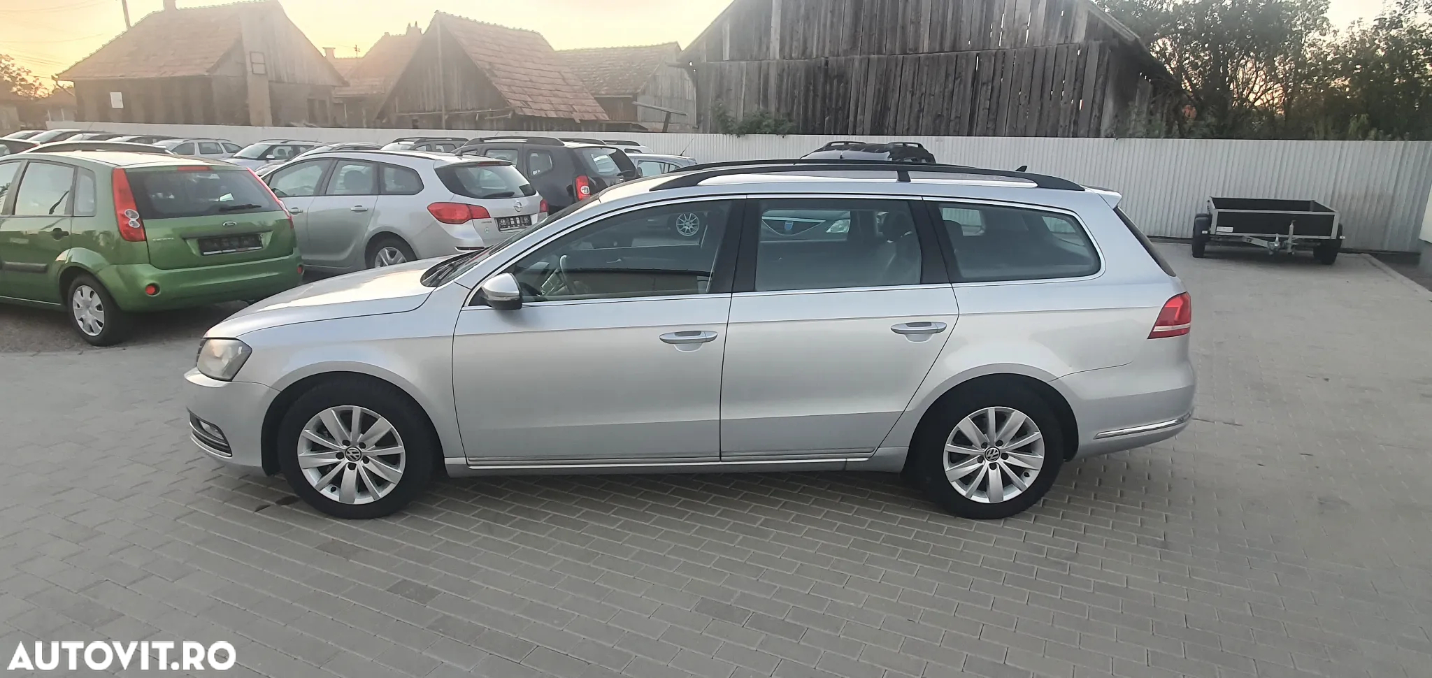 Volkswagen Passat Variant 2.0 Blue TDI SCR Business Edition - 14