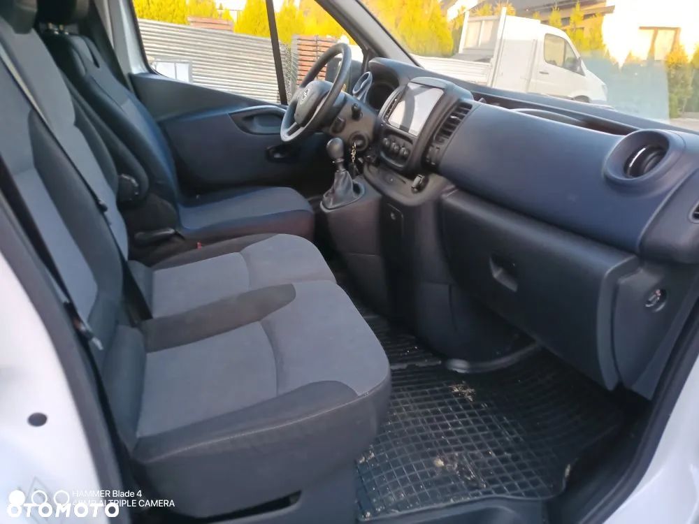 Opel Vivaro - 14