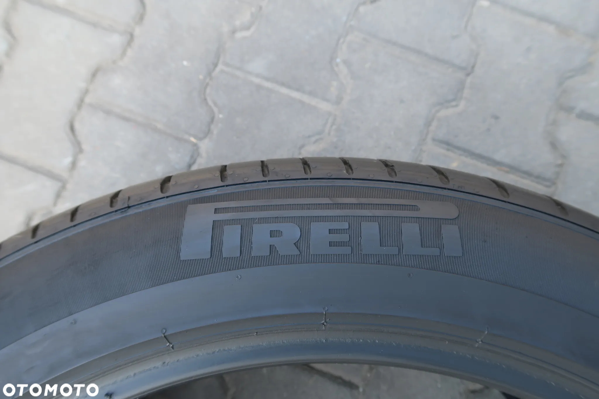 Pirelli P zero 275/45r21 - 4