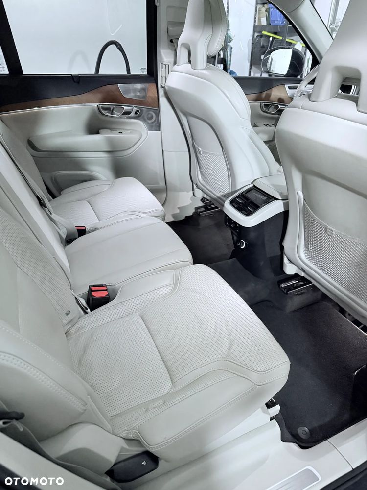 Volvo XC 90 T6 AWD Inscription 7os - 9