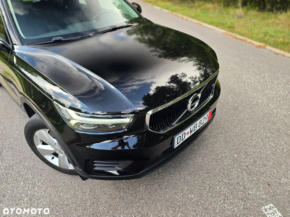 Volvo XC 40 D3 AWD Momentum Pro - 36