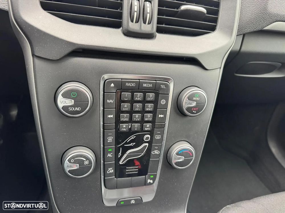 Volvo V40 2.0 D2 Kinetic - 25