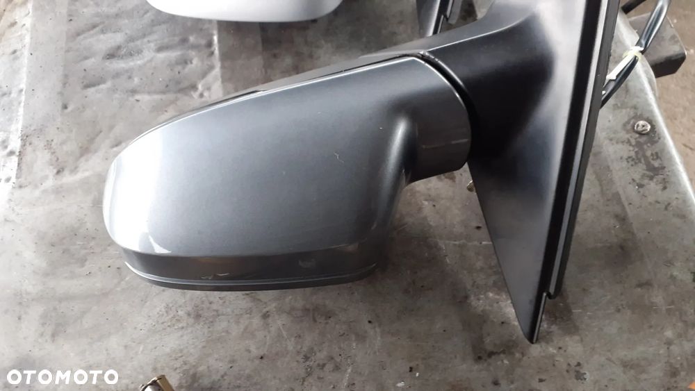 Lusterko lewe Audi A4 B8 - 2