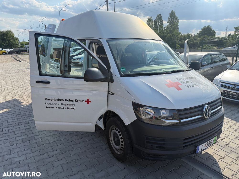 Volkswagen Multivan - 21