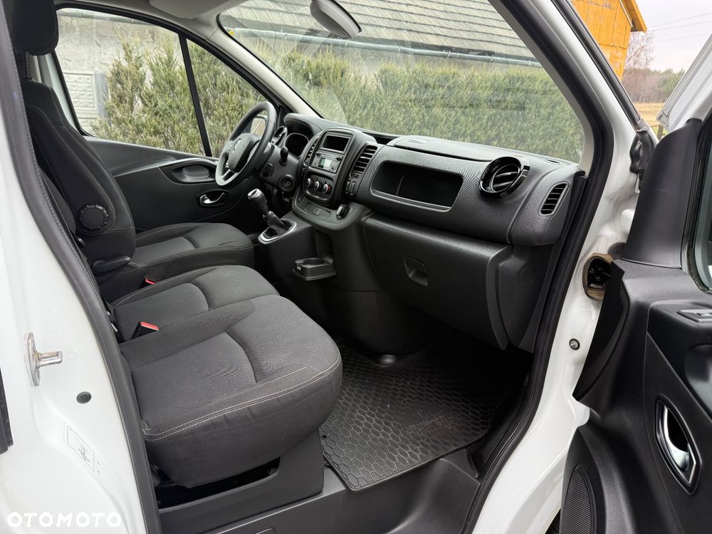 Renault Trafic - 14