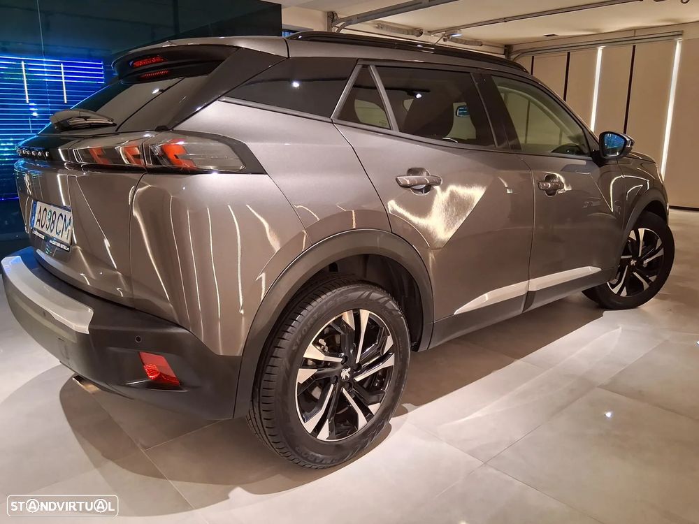 Peugeot 2008 1.5 BlueHDi Allure Pack - 4