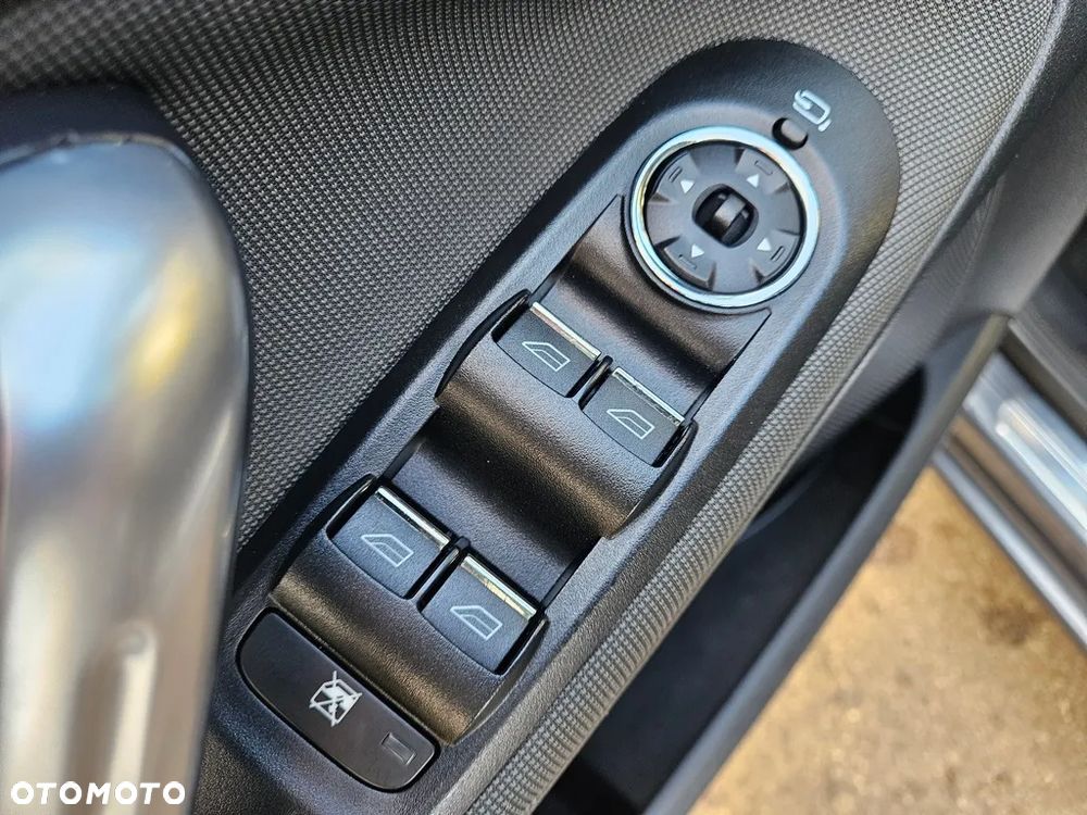 Ford S-Max 2.5 Platinium X - 34