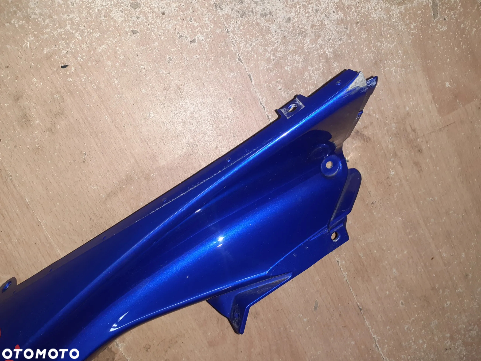 2011 YAMAHA YZF R6 PRAWA OSŁONA GÓRNA 13s-2117w-00 13s-y211w - 2