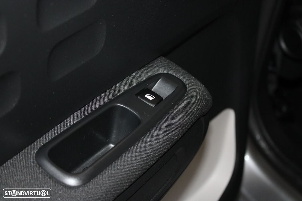 Citroën C3 1.2 PureTech Max - 26