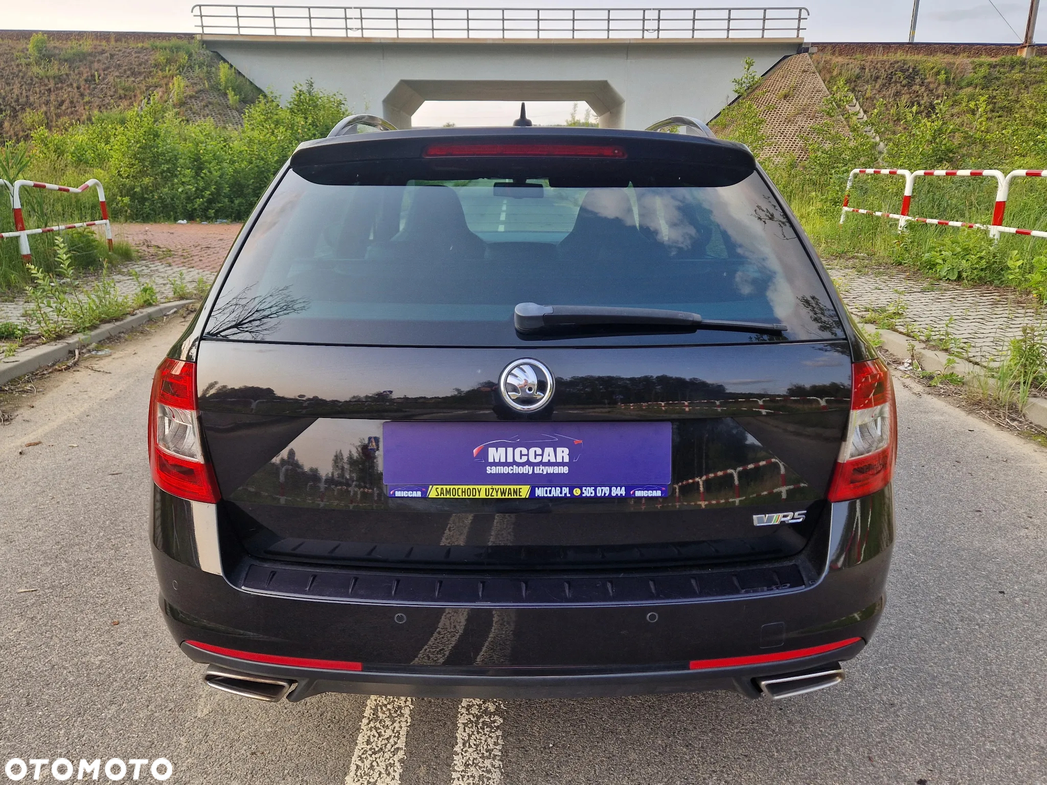 Skoda Octavia Combi 2.0 TDI (Green tec) RS - 7