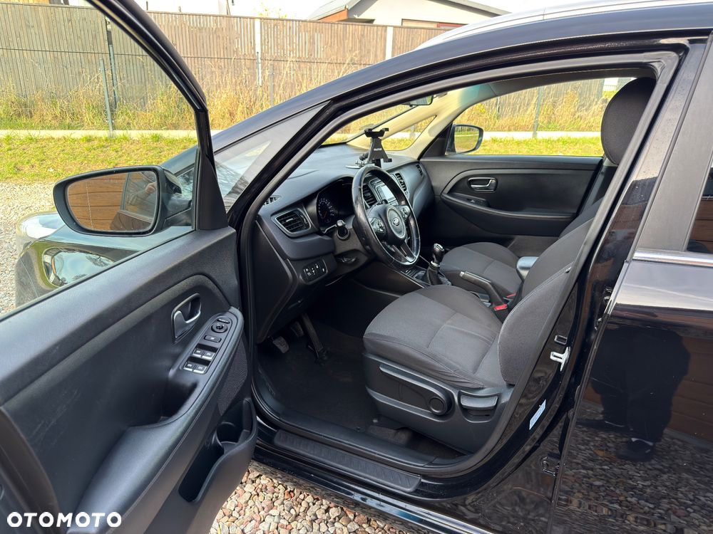 Kia Carens 1.7 CRDi L - 21