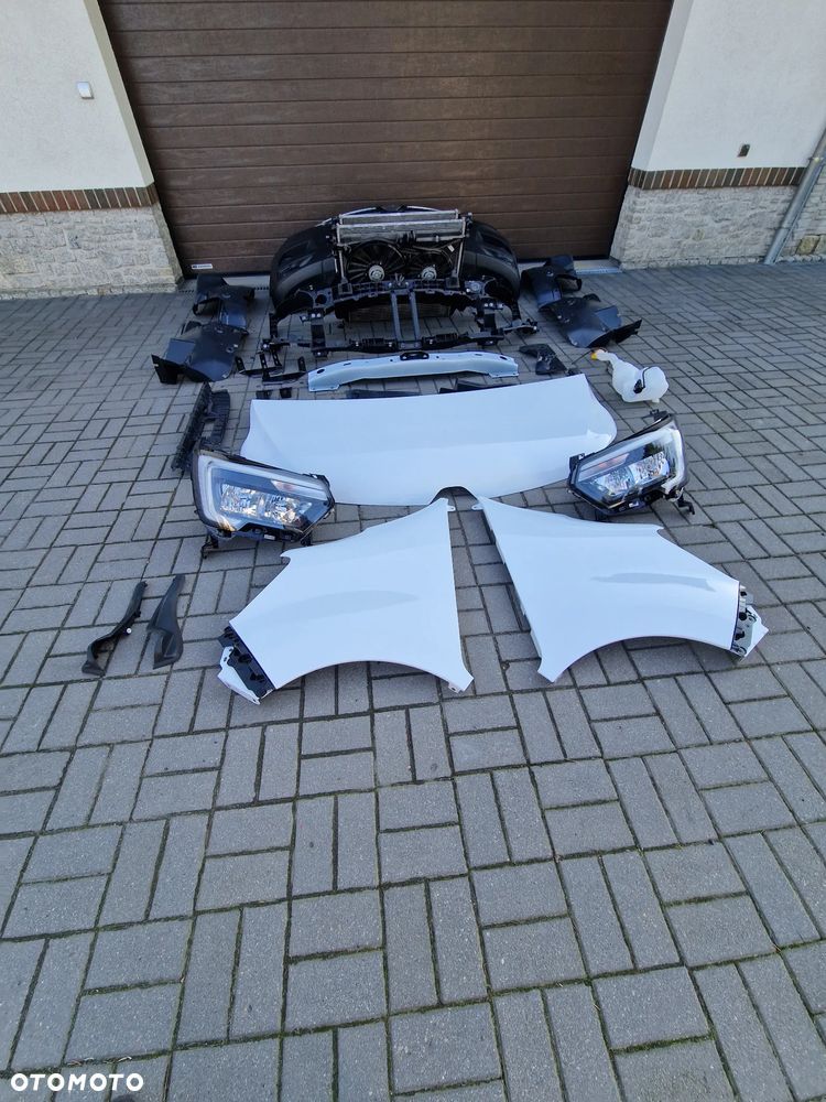 MASKA BŁOTNIK ZDERZAK LAMPY RENAULT MASTER IV 2024r - 22