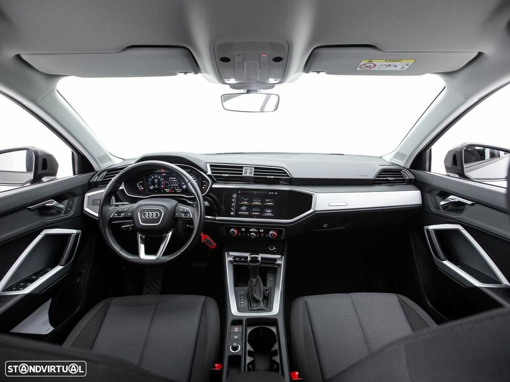 Audi Q3 45 TFSIe S tronic - 7