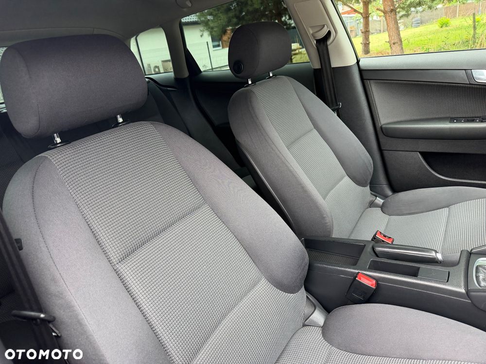 Audi A3 Sportback 2.0 TDI Ambiente S tronic - 21