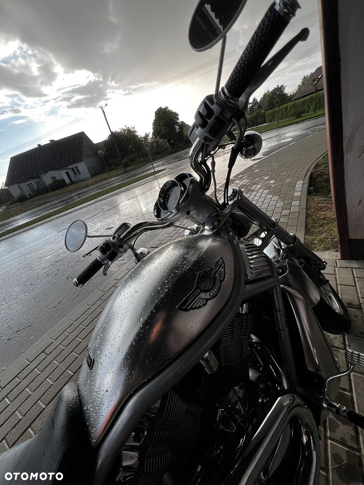 Harley-Davidson V-Rod Muscle - 5