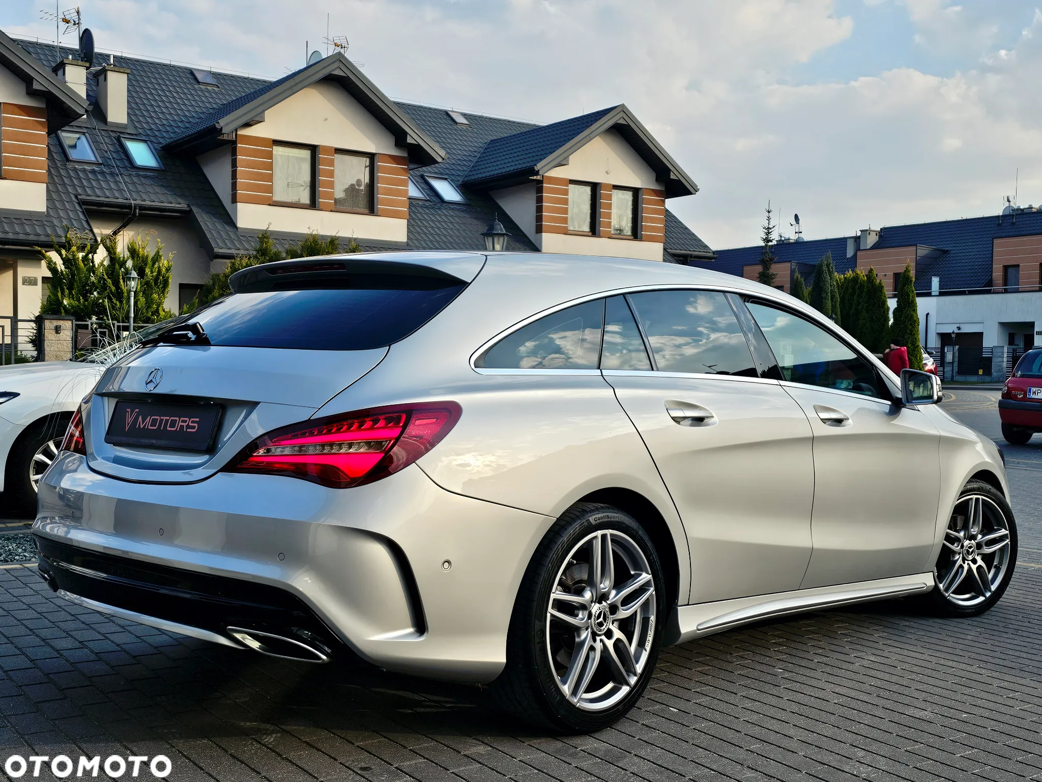Mercedes-Benz CLA Shooting Brake 180 d 7G-DCT AMG Line - 28
