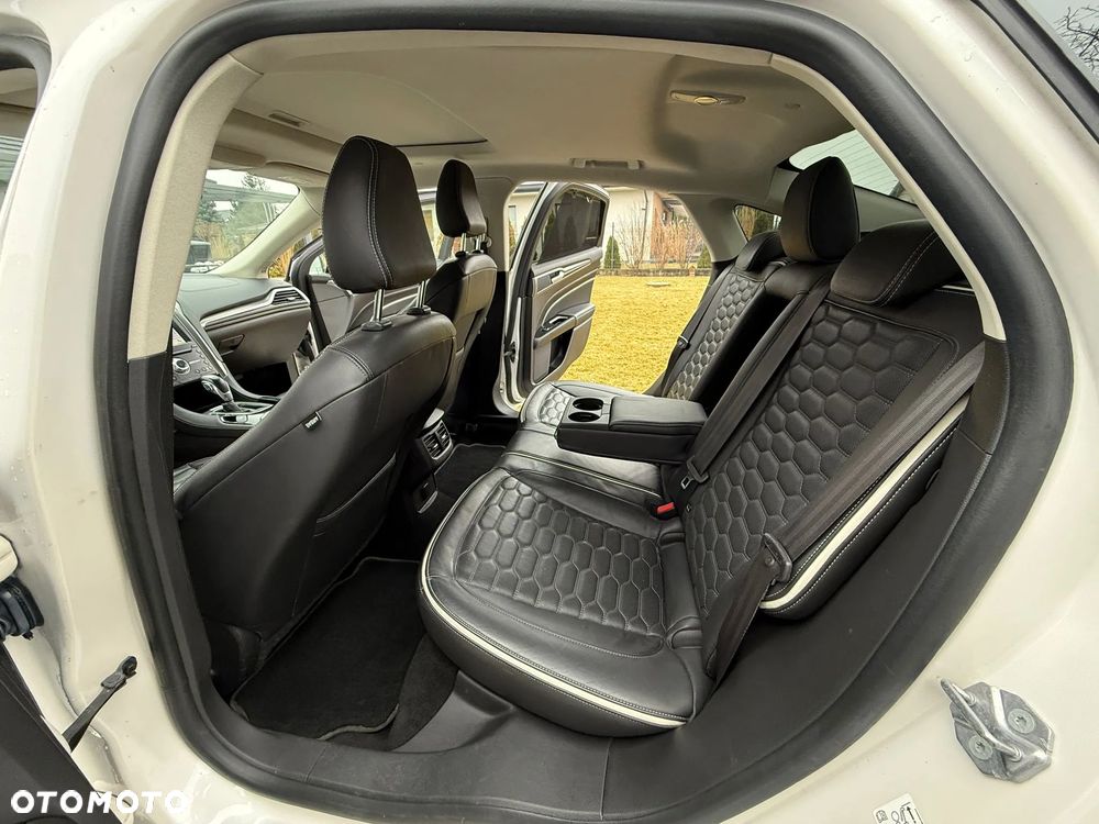 Ford Mondeo 2.0 Hybrid CVT VIGNALE - 16