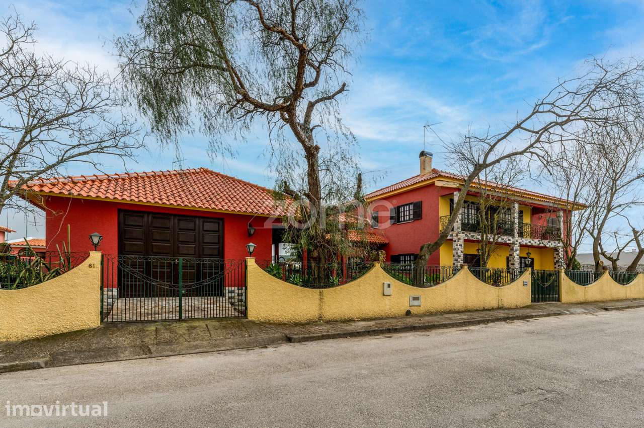 Moradia T6 com Grande Potencial | Lote de 800 m² | Fazenda de Almei... - Grande imagem: 2/41