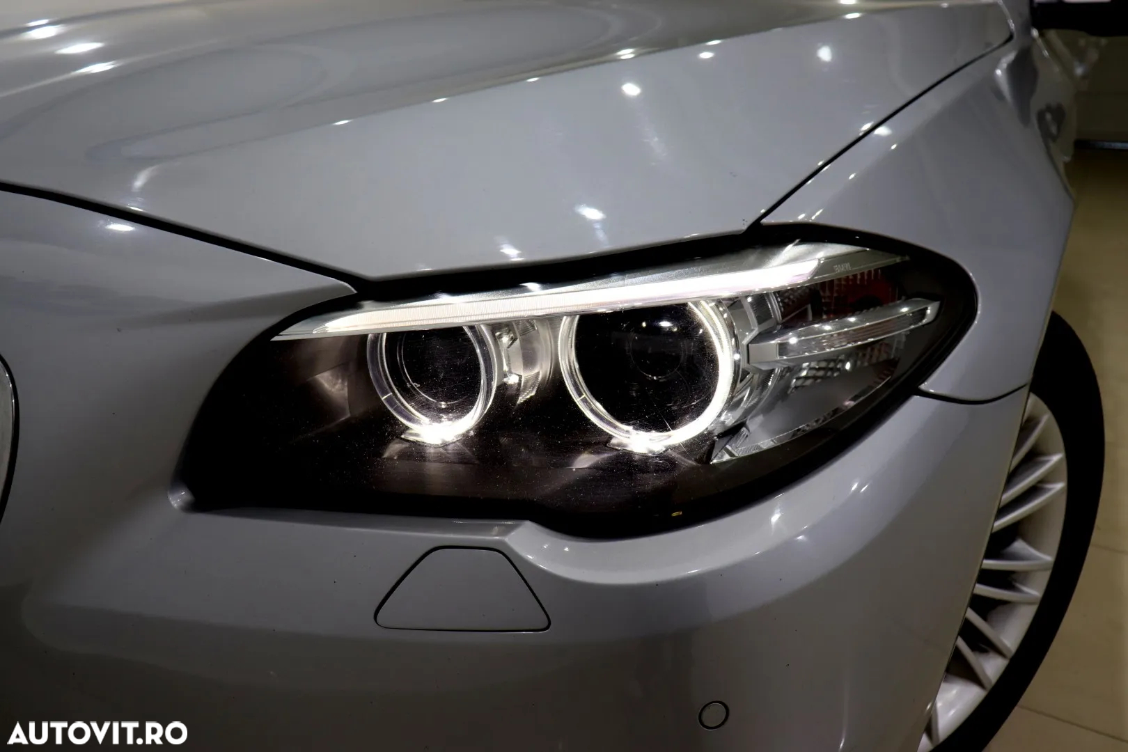 BMW Seria 5 520d - 30