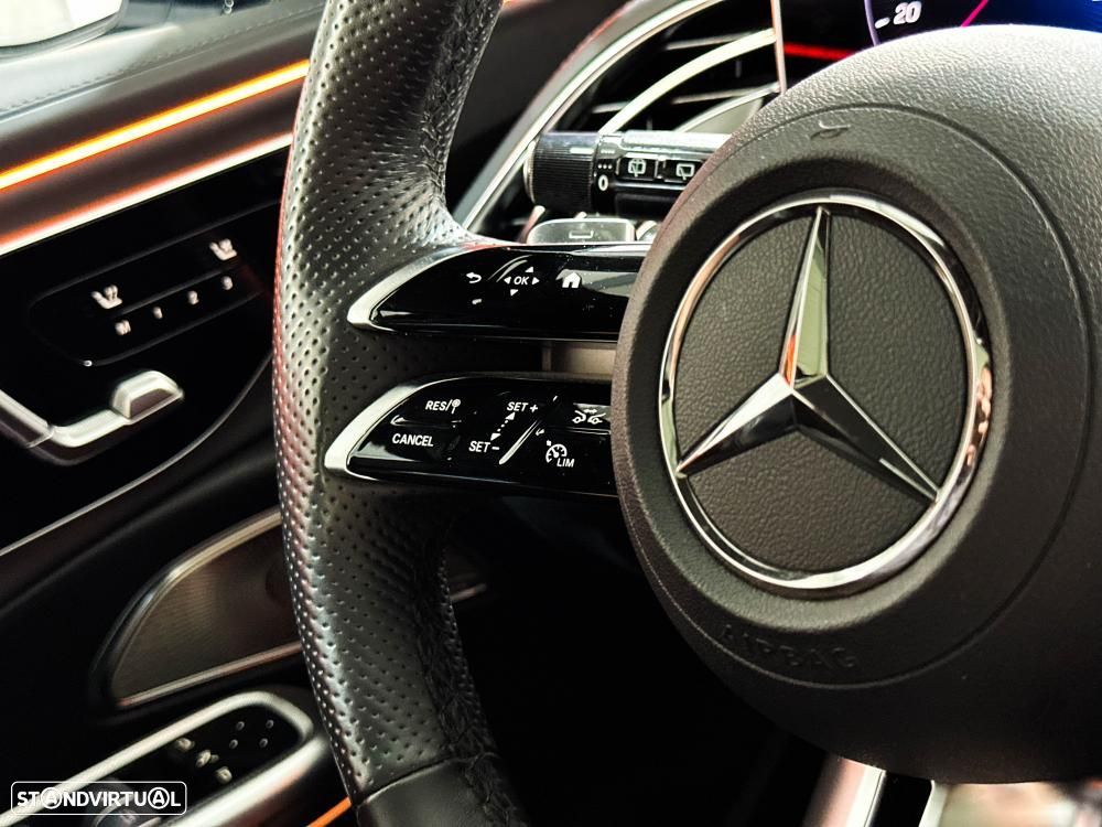 Mercedes-Benz E 300 e AMG Line - 44