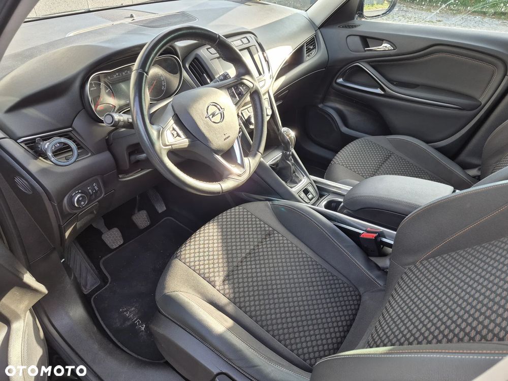 Opel Zafira 1.6 T Plus S&S - 15