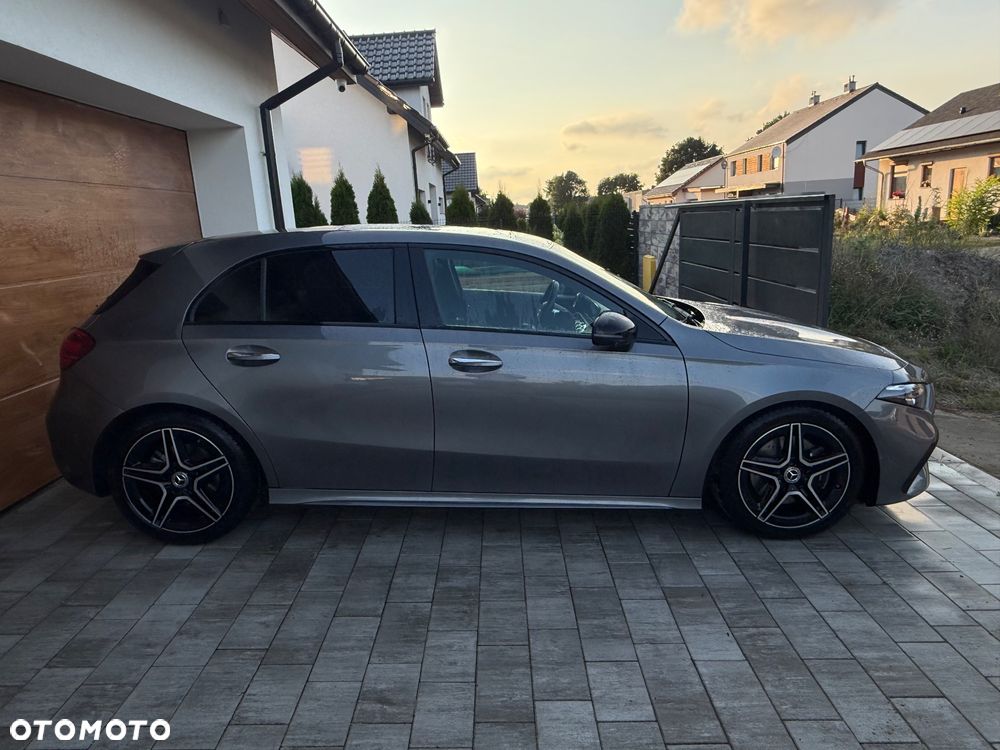 Mercedes-Benz Klasa A 220 4-Matic AMG Line 7G-DCT - 3