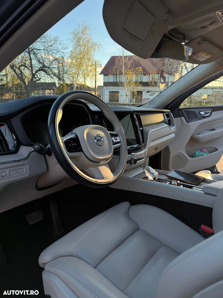 Volvo XC 60 Recharge T6 Twin Engine eAWD Inscription Expression - 26