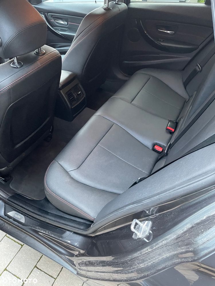 BMW Seria 3 316d Edition M Sport Shadow - 12