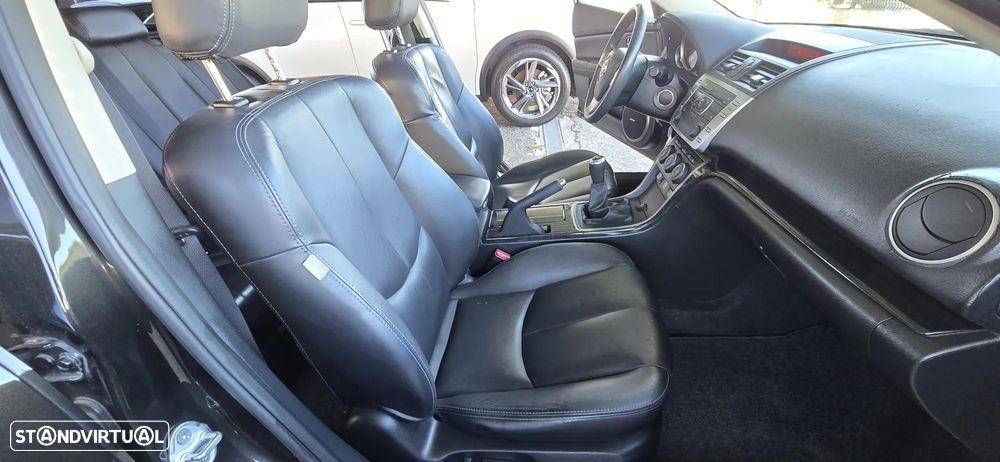Mazda 6 SW MZR-CD 2.2 Sport - 32