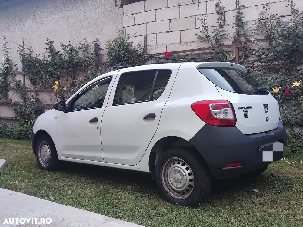 Dacia Sandero 1.2 75CP Acces - 2