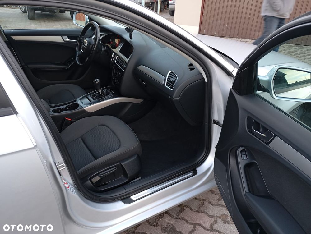 Audi A4 Avant - 15