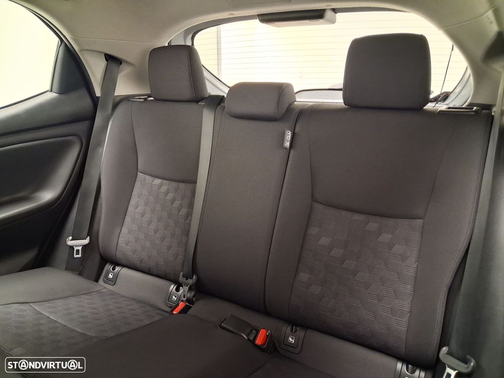 Toyota Yaris - 13