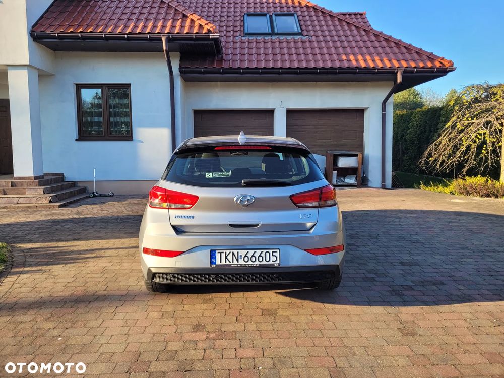 Hyundai i30 1.5 DPI Modern - 6